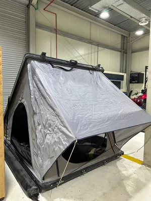 Rooftop tent & Awning & solar