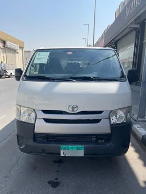 2016 Toyota Hiace GL Petrol – Good Condition – AED 40,000 – Sharjah
