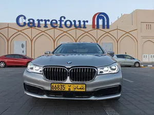 بي ام دبليو 750 ممشى قليل 50 الف كم 2019 BMW 750 very clean.