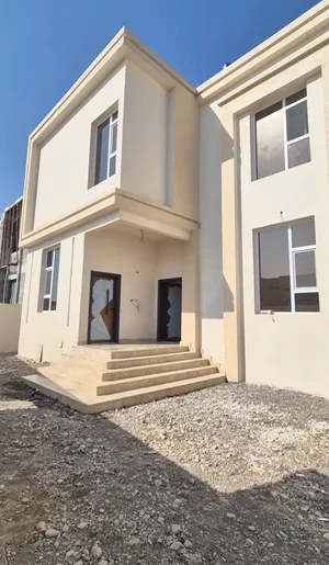 300 m2 More than 6 bedrooms Villa for Sale in Al Batinah Al Rumais