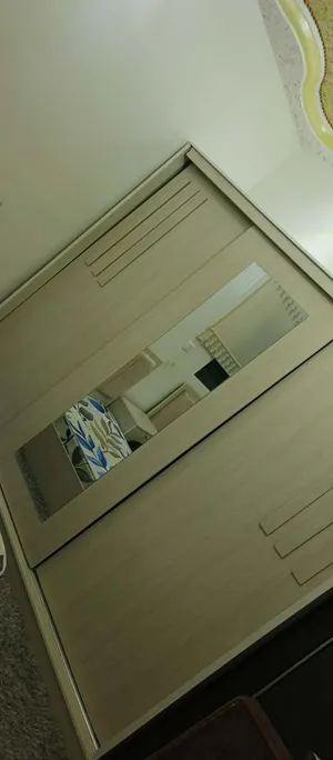 غرفة نوم استخدام 5 ايام فقط