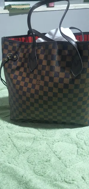 شناتي متنوعه بحاله ممتازه بأسعار من 10 إلى 3
