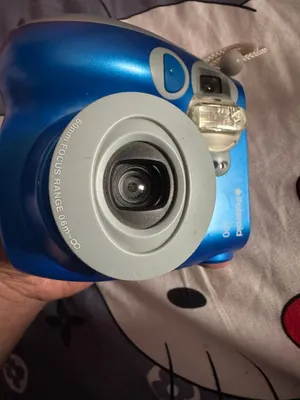 كاميرا فوريه من polaroid 300