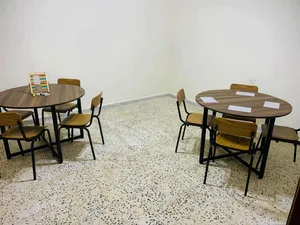 مصنع الأوائل للصناعات الحديدية والاثاث المعدني  صناعة محليه بجودة عاليه