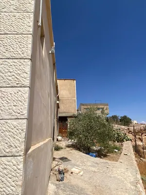 بيت للبيع ايدون بني حسن