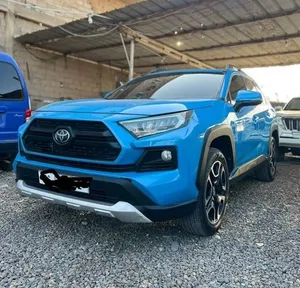 تويوتا راف فور 2019 للبيع