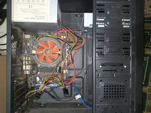 كمبيوتر +لابتوب الثنين بحاجة دسكات +بطاريه للابتوب