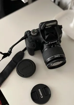 Canon eos 2000d