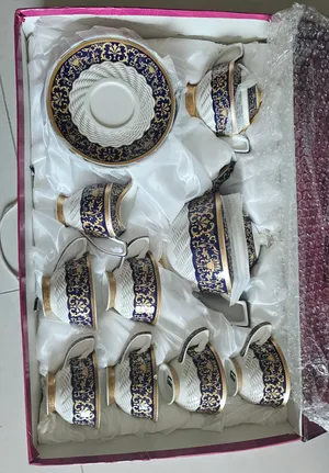 Vintage Tea set with blue and gold trim - 12 pieces (like new)