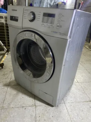غساله ملابس حديثه مشكله تشتغل بس ما تدور ينزل فيها ماي بس ماتدور