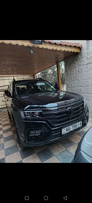 سيارة إم جي RX8 موديل 2022 أسود مرخصة بسعة 2000 سي سي تيربو