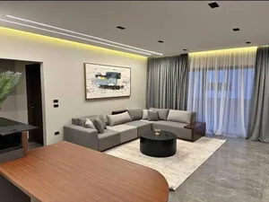 Apartment for sale ready to move , fully finished 160m ( 3 badroom ) ,  in fifth square