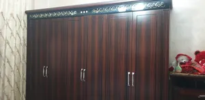 غرفة نوم ماستر صيني نخب أول خشب فخم + ثريا كلاسيك + ستائر راقية عدد 2 للبيع