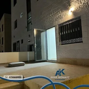 شقــة للبيــــــــــــع في العاشرة الشرقي
