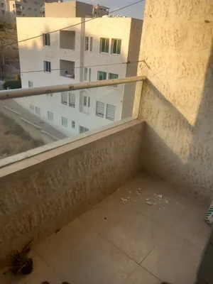 شقه بضاحيه الرشيد للبيع