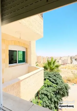 شقة للبيع في جبل المغير الزرقاء من المالك مباشره