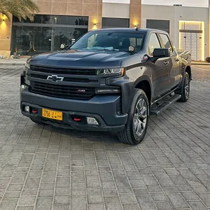 للبيع شيفروليه سيلفرادو RST Z71 موديل 2021