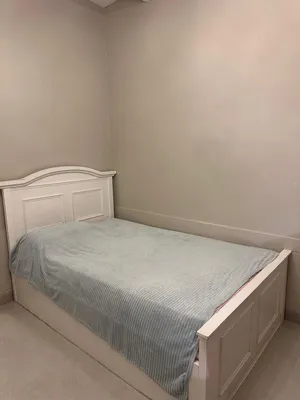 سرير بحاله جديده للبيع