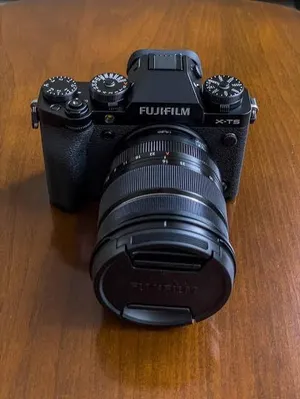 fujifilm xt-5 with lens 16-80 f4