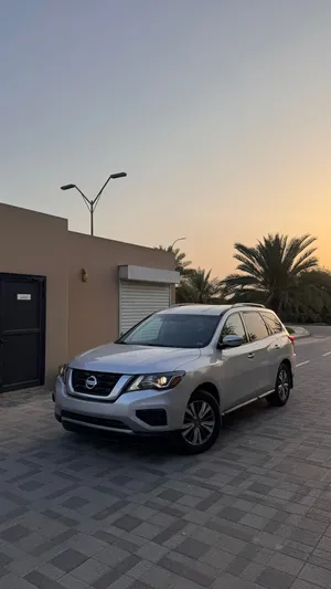 Used Nissan Pathfinder in Muscat