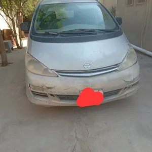 تويوتا بريفيا موديل 2006 محليه وليست استيراد  .محرك 24 .استعمال اوروبي راكب بيه سنه اموره تمام .