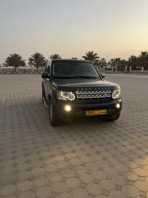 Used Land Rover LR4 in Muscat