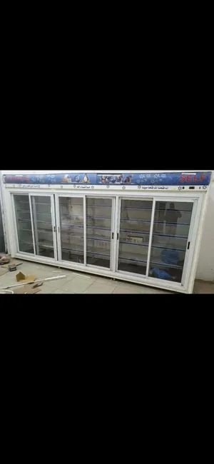 معدات للبيع