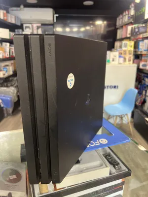 Ps4 pro بلاستيشن 4 برو بحالة الجديد