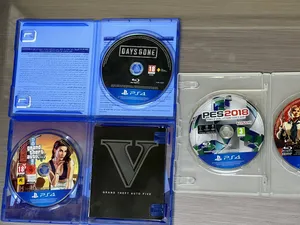 PlayStation 4 game disc