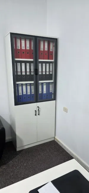 مكاتب و دولاب للارشيف