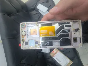 شاشة هاتف oppo