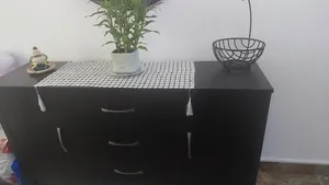 بوفيه بحاله ممتازه