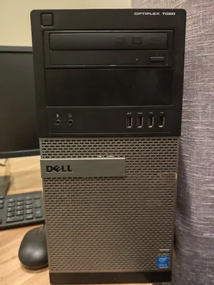 جهاز كمبيوتر مكتبي (بي سي) من شركة Dell موديل OptiPlex 7020