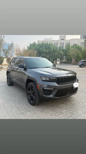 جيب جراند شيروكي التيتيود / Jeep Grand    Cherokee Altitude