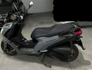 Peugeot Pulsion GT 125 Euro 5 : 2 600 km, état quasi neuf encore sous garantie