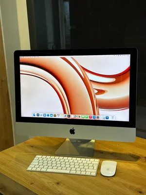 iMac 2019 21.5-inch. 8 RAM. 256GB . Core i5