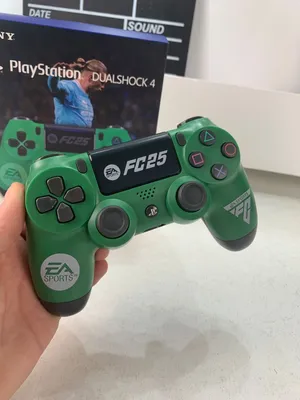 بدات تحكم بلايستيشن 4 high copy Fc25 Edition من شركة سوني