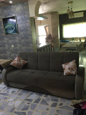 صوفايات عدد ثنين كبار و وحده صغيره للبيع