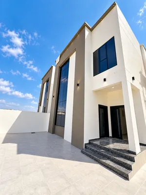 فيلا جديدة راقية للبيع في العامرات – المرحلة الأولى/Brand New Luxury Villa for Sale in Al Amerat – P