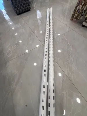 عامود ستاندات ستانلس ابيض قياس 220cm-240cm عدد 70
