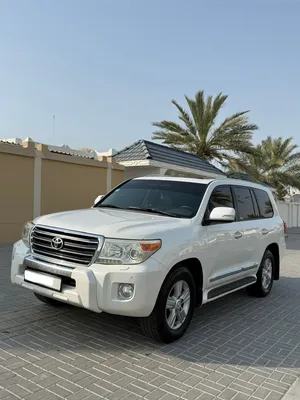 Landcruiser 2013 GXR V8 for sale - Family Used