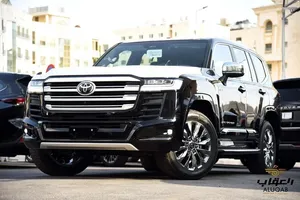 تويوتا لاند كروزر VX 2026 هايبرد باللون الاسود الملوكي