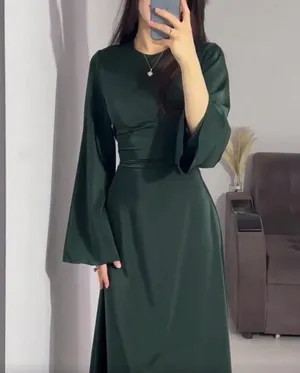 فستان ساتان