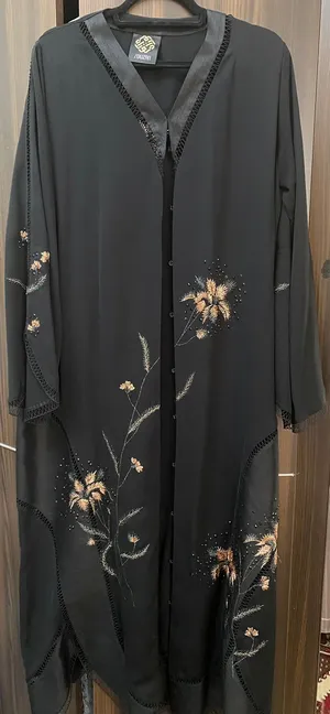 Louzan black embroidered Abaya size medium length 56