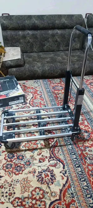 عربة نقل بضائع