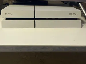 للبيع PlayStation 4