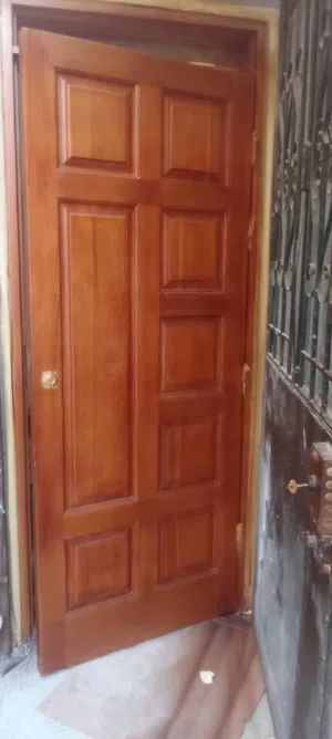 صيانه الابواب والمطابخ واوض النوم
