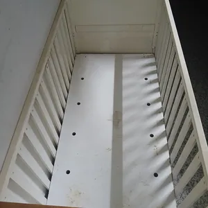 سرير اطفال