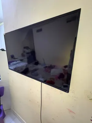 32 Toshiba monitors for sale  in Ajman
