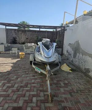 للبيع جيتسكي موديل 2009 فل 1100cc